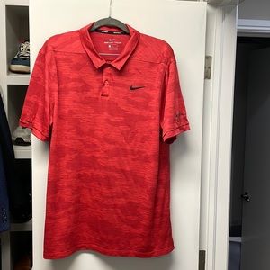 Nike red camo golf polo Size L